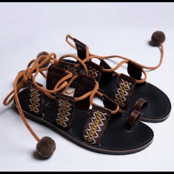 POL Aztec Print Sandals - Picture 1 of 3